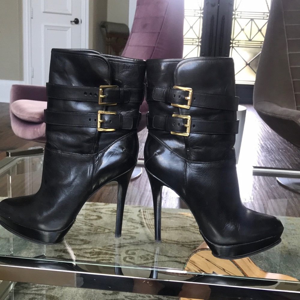 MICHAEL Michael Kors Platform Black Boots
